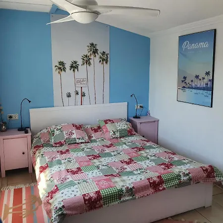 Casadelfenix بيت ضيافة كريفايلنت